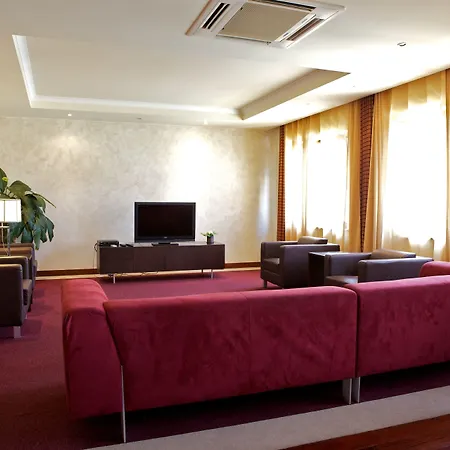 Hotel Sj
